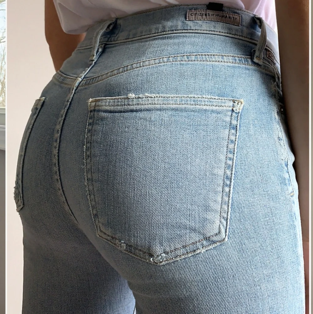 NWOT aritzia Citizen of humanity rocket medium denim 28 - Picture 2 of 11